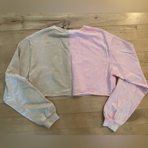 Sarah’s Day Pink/Tan Cropped Crewneck - Picture 2 of 5